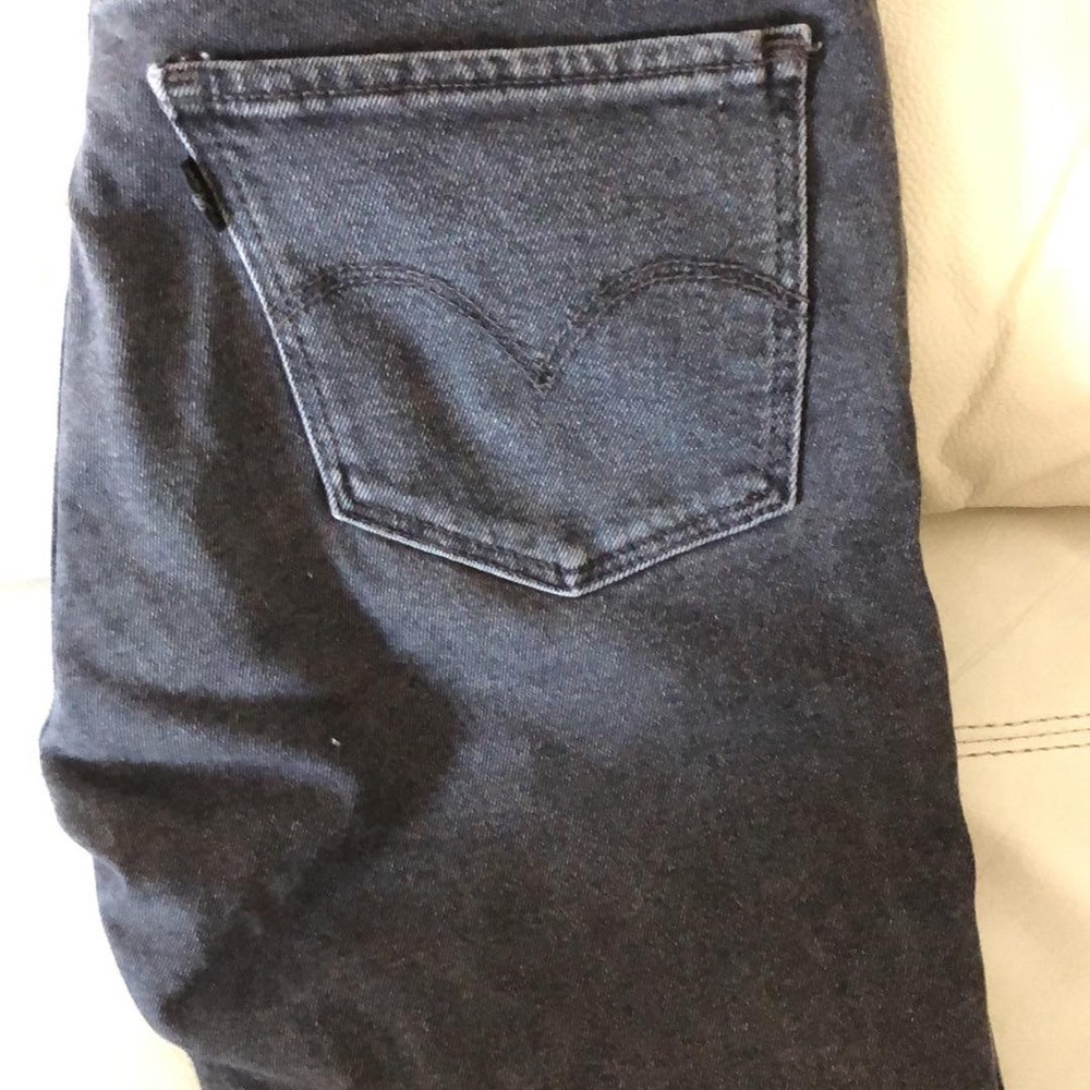 Jeans - Picture 3 of 4